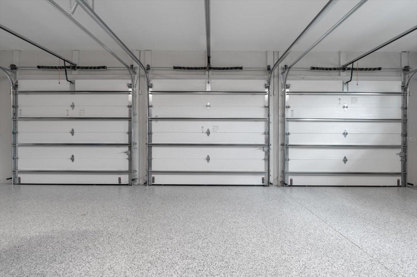 BRADENTON, Florida, 34208, United States, 5 Bedrooms Bedrooms, ,6 BathroomsBathrooms,Residential,For Sale,1879919