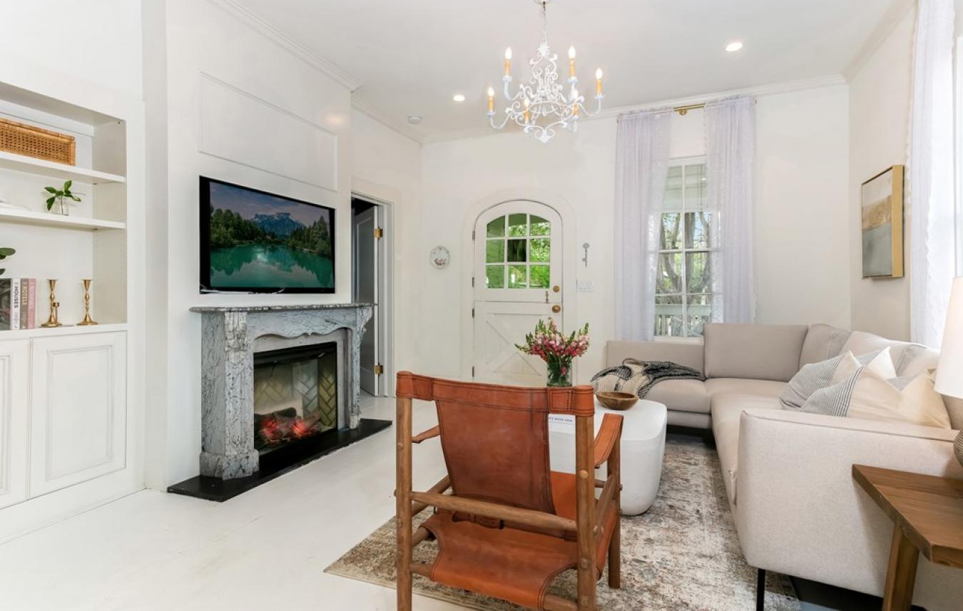 Fredericksburg, Texas, 78624, United States, 2 Bedrooms Bedrooms, ,1 BathroomBathrooms,Residential,For Sale,1879916