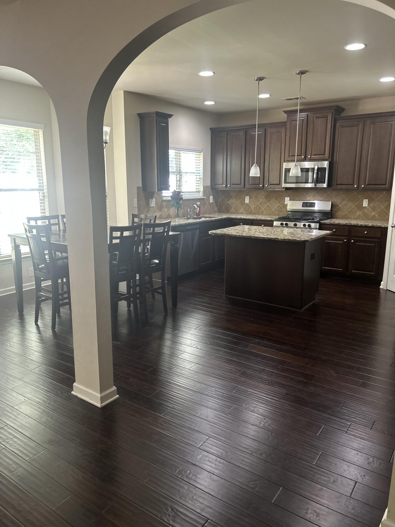 Grand Arrival to your dream home. This stunning residence perfectly bl – image 9