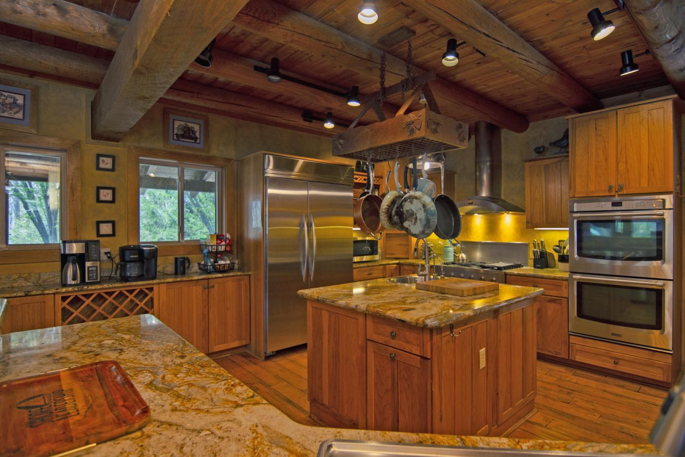 Lewisburg, Greenbrier, 24901, United States, 5 Bedrooms Bedrooms, ,3 BathroomsBathrooms,Residential,For Sale,1871400