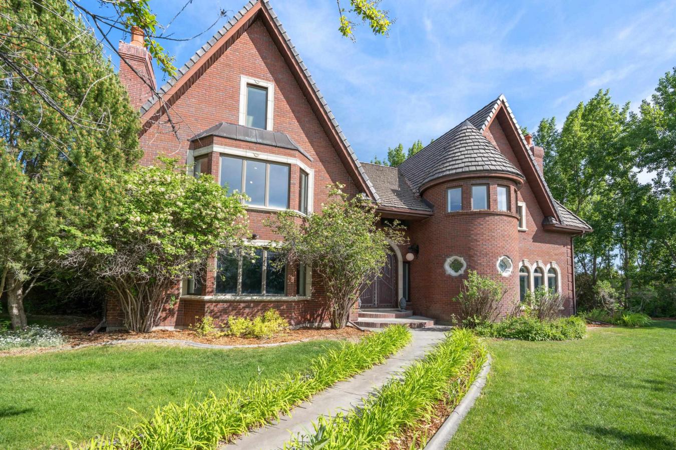 Idaho Falls, Idaho, 83406, United States, 4 Bedrooms Bedrooms, ,3 BathroomsBathrooms,Residential,For Sale,1879909