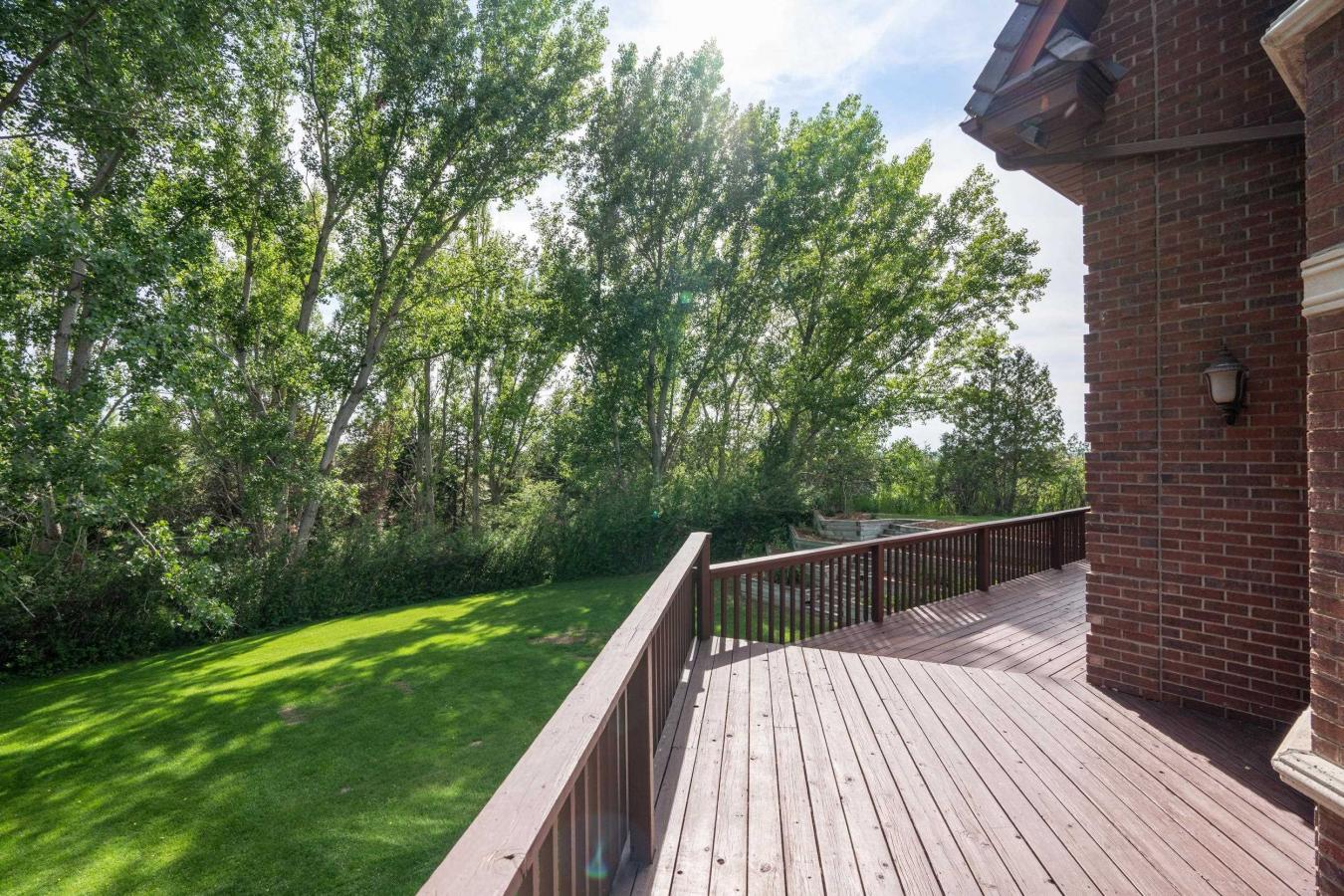 Idaho Falls, Idaho, 83406, United States, 4 Bedrooms Bedrooms, ,3 BathroomsBathrooms,Residential,For Sale,1879909