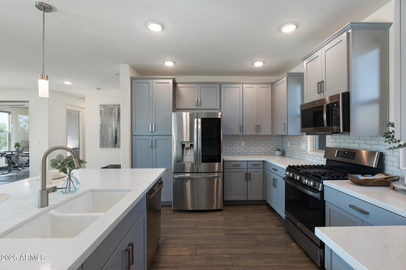 Cave Creek, Arizona, 85331, United States, 3 Bedrooms Bedrooms, ,2 BathroomsBathrooms,Residential,For Sale,1879907