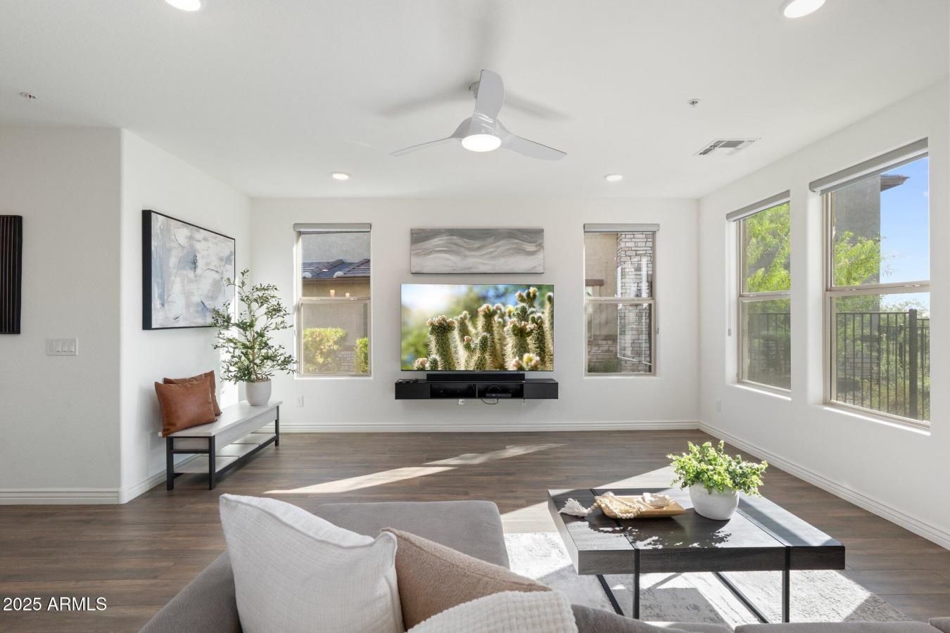 Cave Creek, Arizona, 85331, United States, 3 Bedrooms Bedrooms, ,2 BathroomsBathrooms,Residential,For Sale,1879907