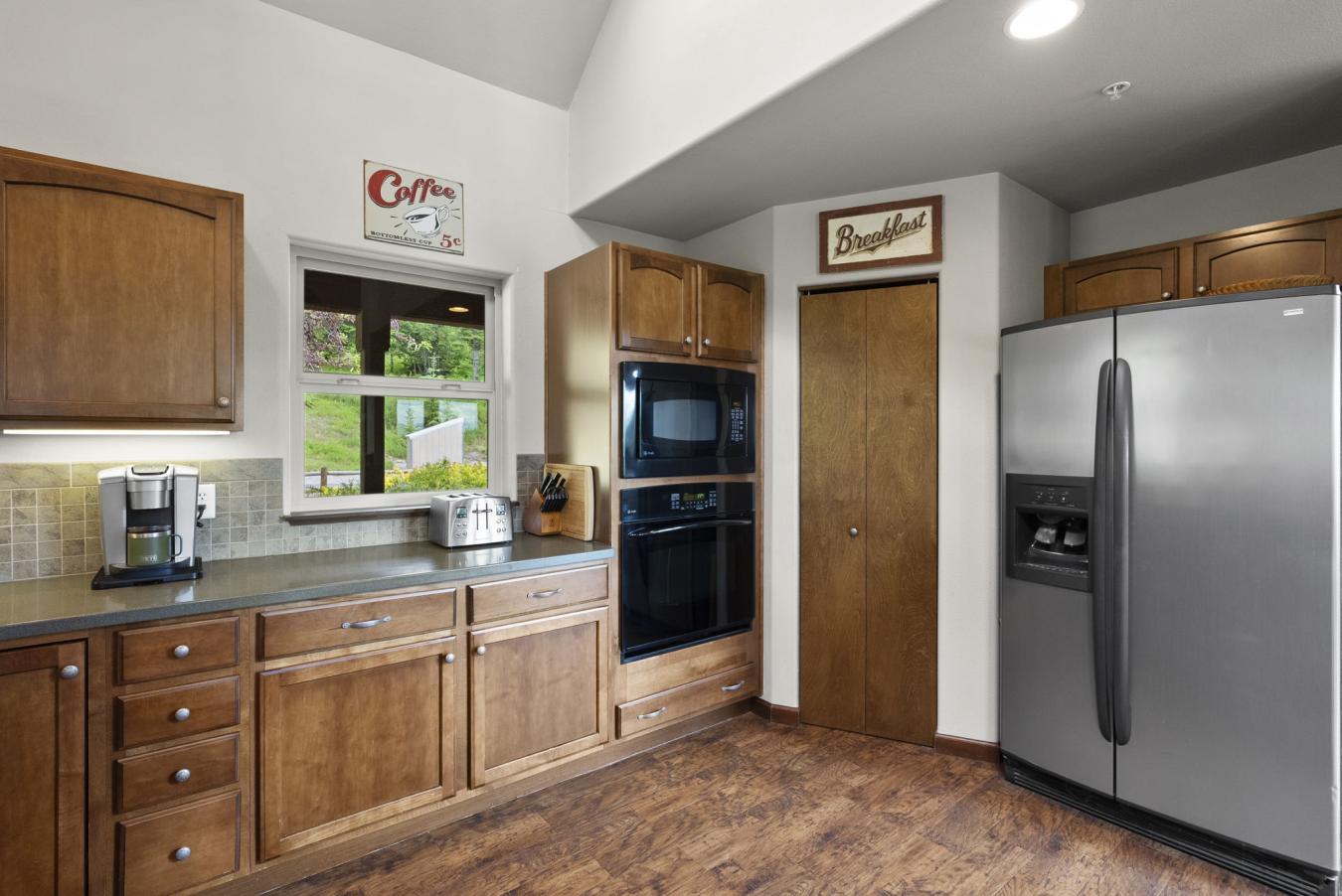 Hayden, Kootenai, 83835, United States, 3 Bedrooms Bedrooms, ,3 BathroomsBathrooms,Residential,For Sale,1871705