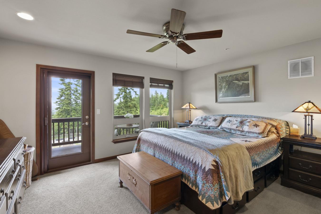 Hayden, Kootenai, 83835, United States, 3 Bedrooms Bedrooms, ,3 BathroomsBathrooms,Residential,For Sale,1871705