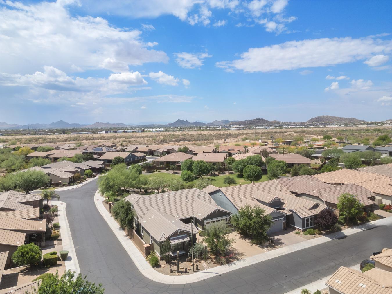 Phoenix, Maricopa, 85050, United States, 3 Bedrooms Bedrooms, ,2 BathroomsBathrooms,Residential,For Sale,1945426