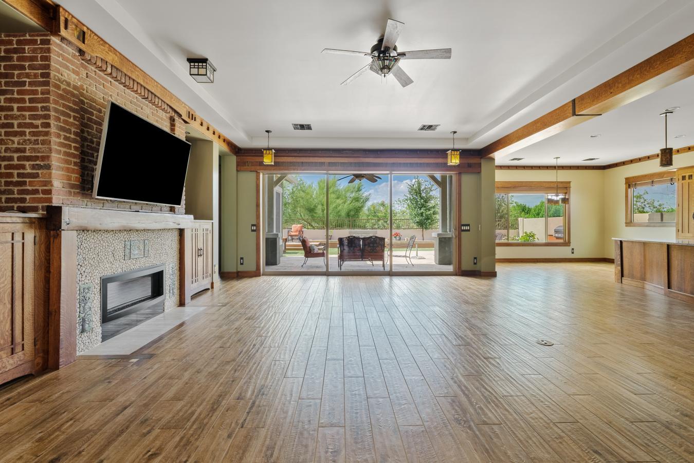 Phoenix, Maricopa, 85050, United States, 3 Bedrooms Bedrooms, ,2 BathroomsBathrooms,Residential,For Sale,1945426