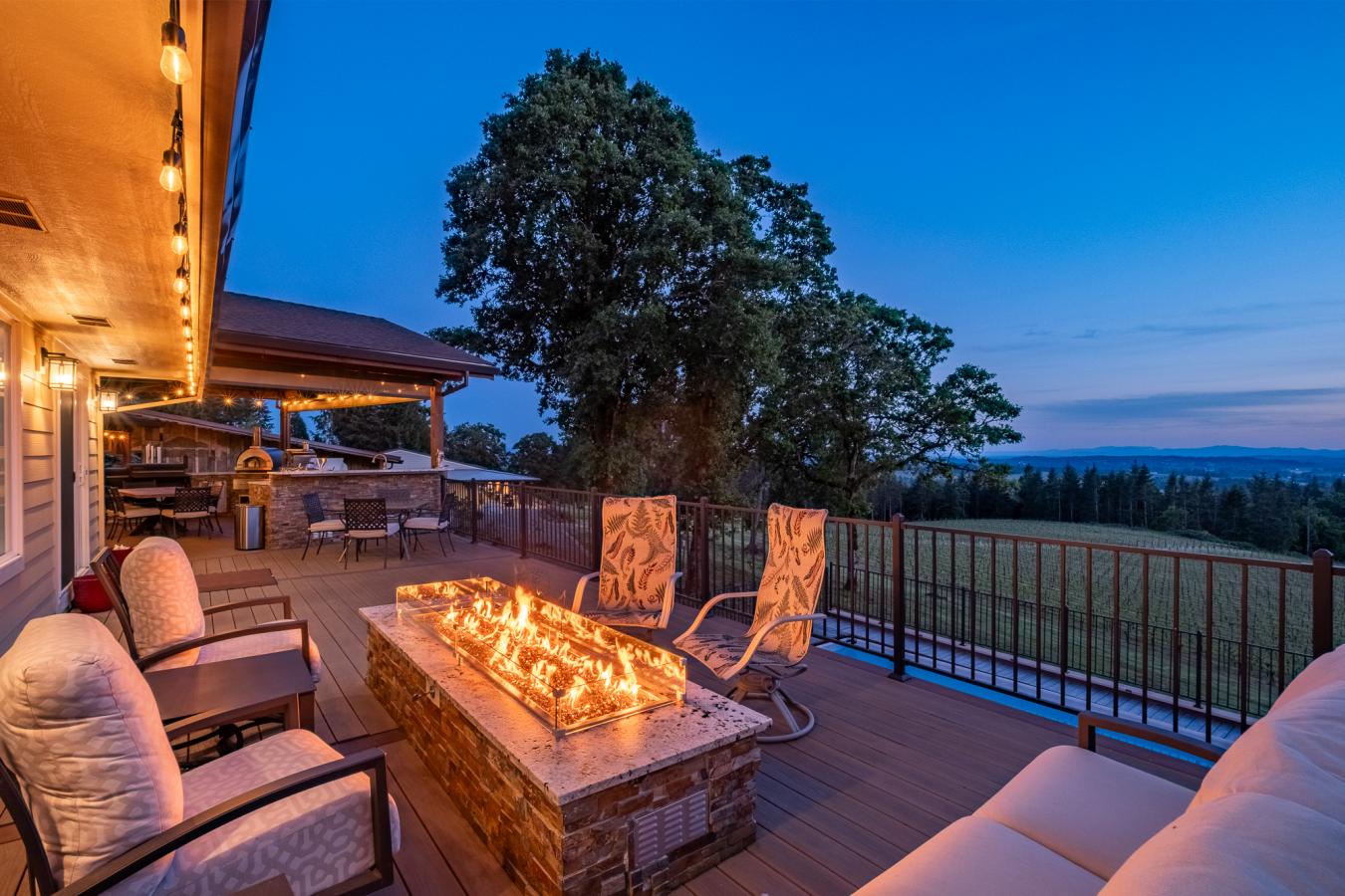 Turner, Marion, 97392, United States, 4 Bedrooms Bedrooms, ,5 BathroomsBathrooms,Residential,For Sale,1969981