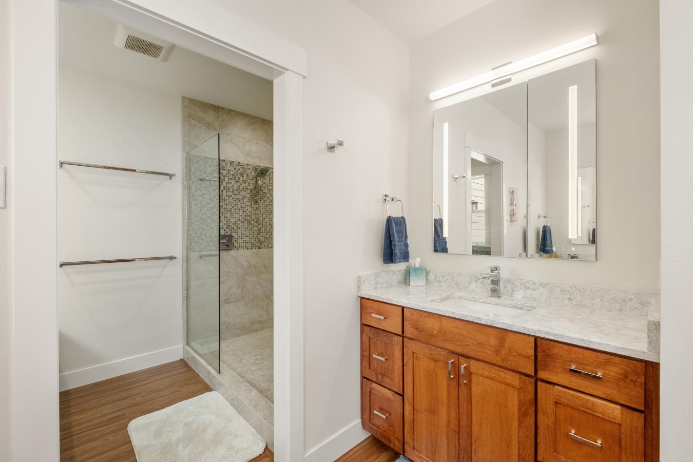 Turner, Marion, 97392, United States, 4 Bedrooms Bedrooms, ,5 BathroomsBathrooms,Residential,For Sale,1969981