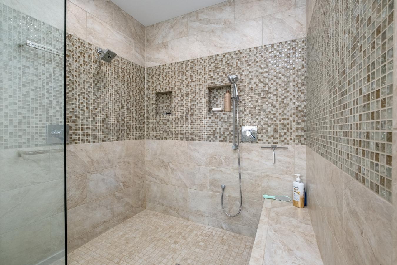 Turner, Marion, 97392, United States, 4 Bedrooms Bedrooms, ,5 BathroomsBathrooms,Residential,For Sale,1969981