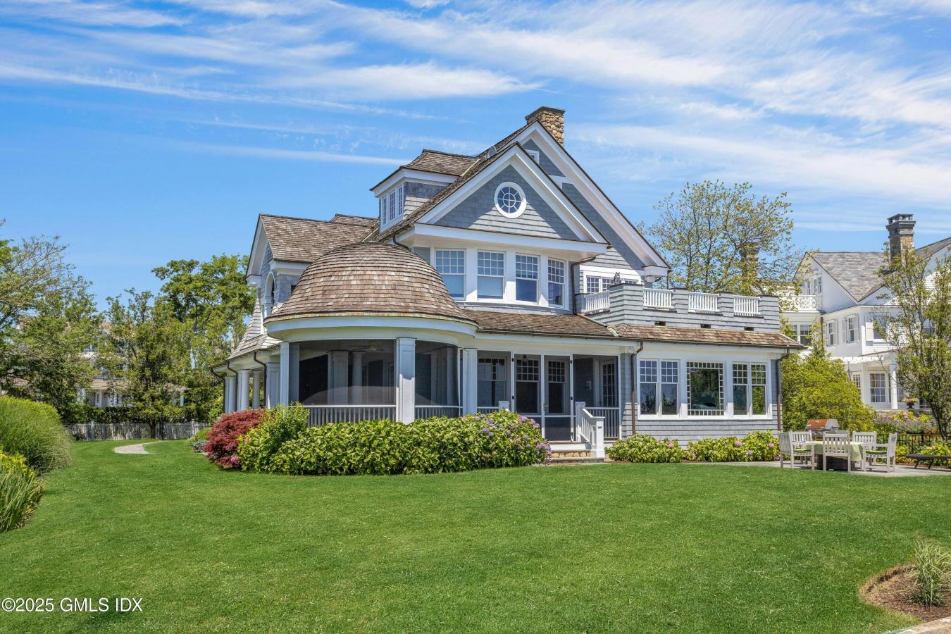 Old Greenwich, Connecticut, 06870, United States, 5 Bedrooms Bedrooms, ,4 BathroomsBathrooms,Residential,For Sale,1871701