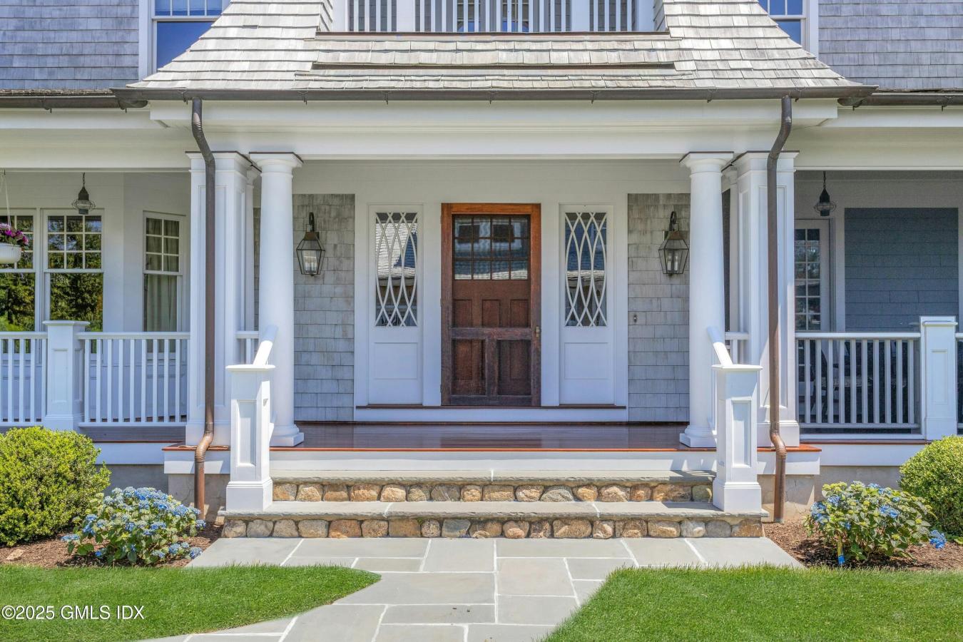 Old Greenwich, Connecticut, 06870, United States, 5 Bedrooms Bedrooms, ,4 BathroomsBathrooms,Residential,For Sale,1871701