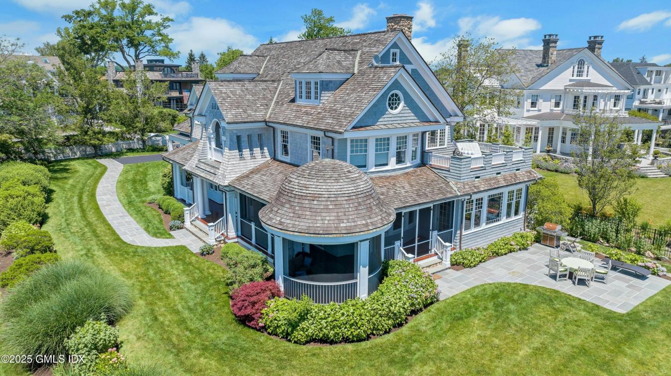 Old Greenwich, Connecticut, 06870, United States, 5 Bedrooms Bedrooms, ,4 BathroomsBathrooms,Residential,For Sale,1871701