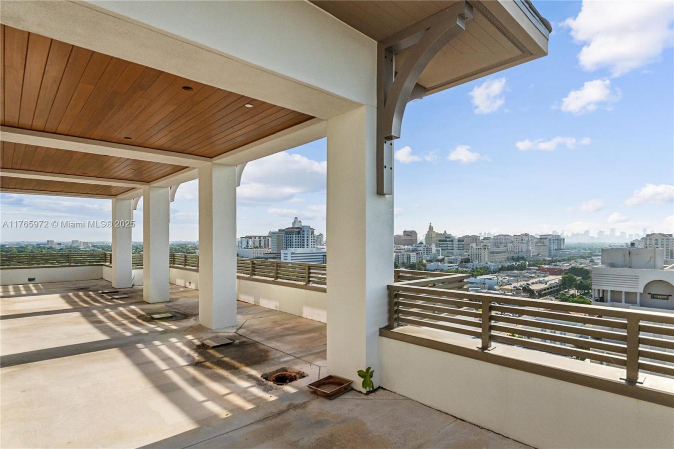 Coral Gables, Florida, 33134, United States, 4 Bedrooms Bedrooms, ,5 BathroomsBathrooms,Residential,For Sale,1871700