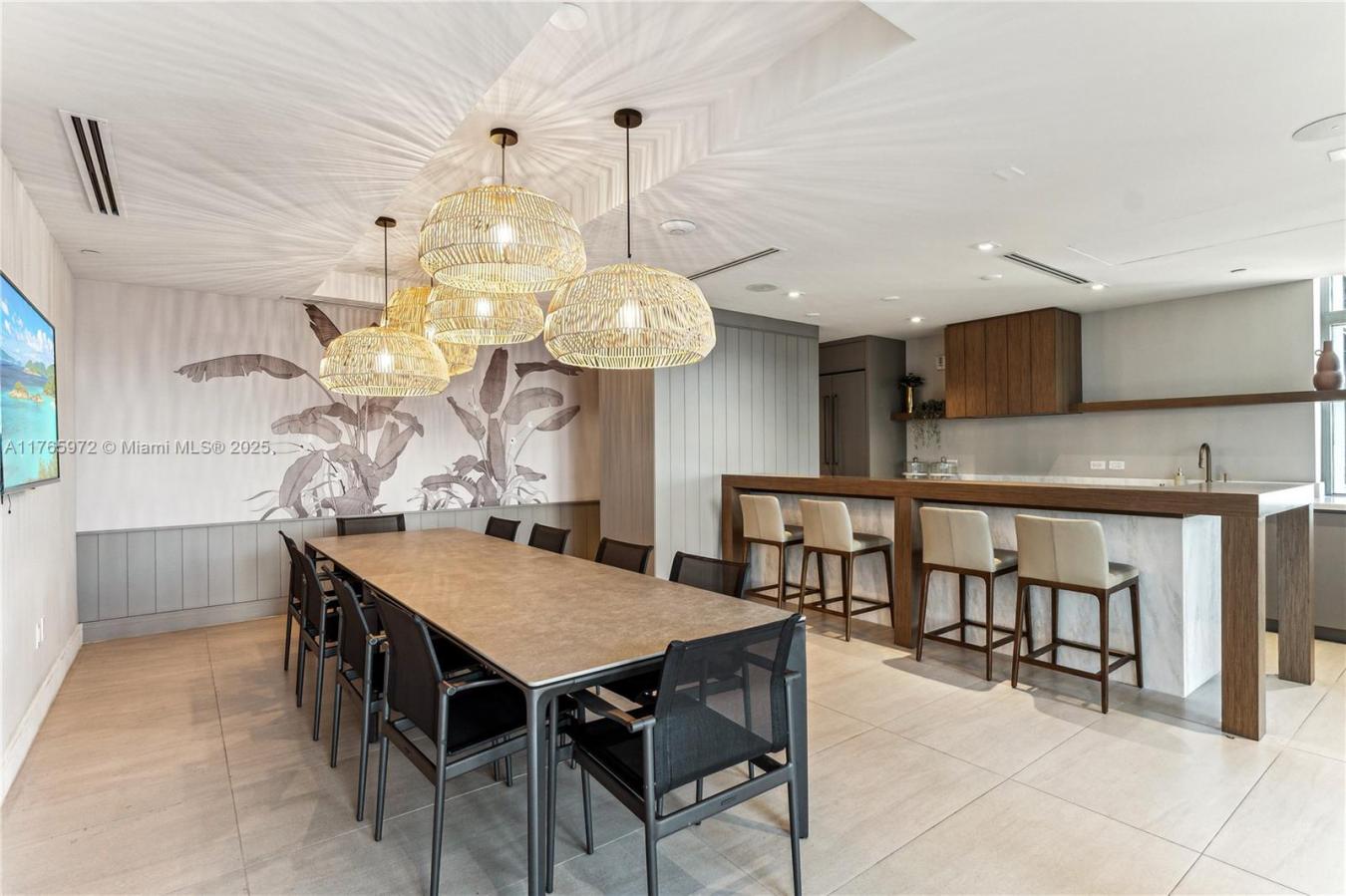 Coral Gables, Florida, 33134, United States, 4 Bedrooms Bedrooms, ,5 BathroomsBathrooms,Residential,For Sale,1871700