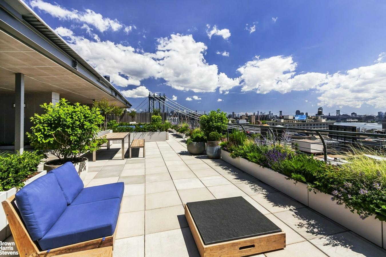 Dumbo, New York, 11201, United States, 2 Bedrooms Bedrooms, ,2 BathroomsBathrooms,Residential,For Sale,1952739