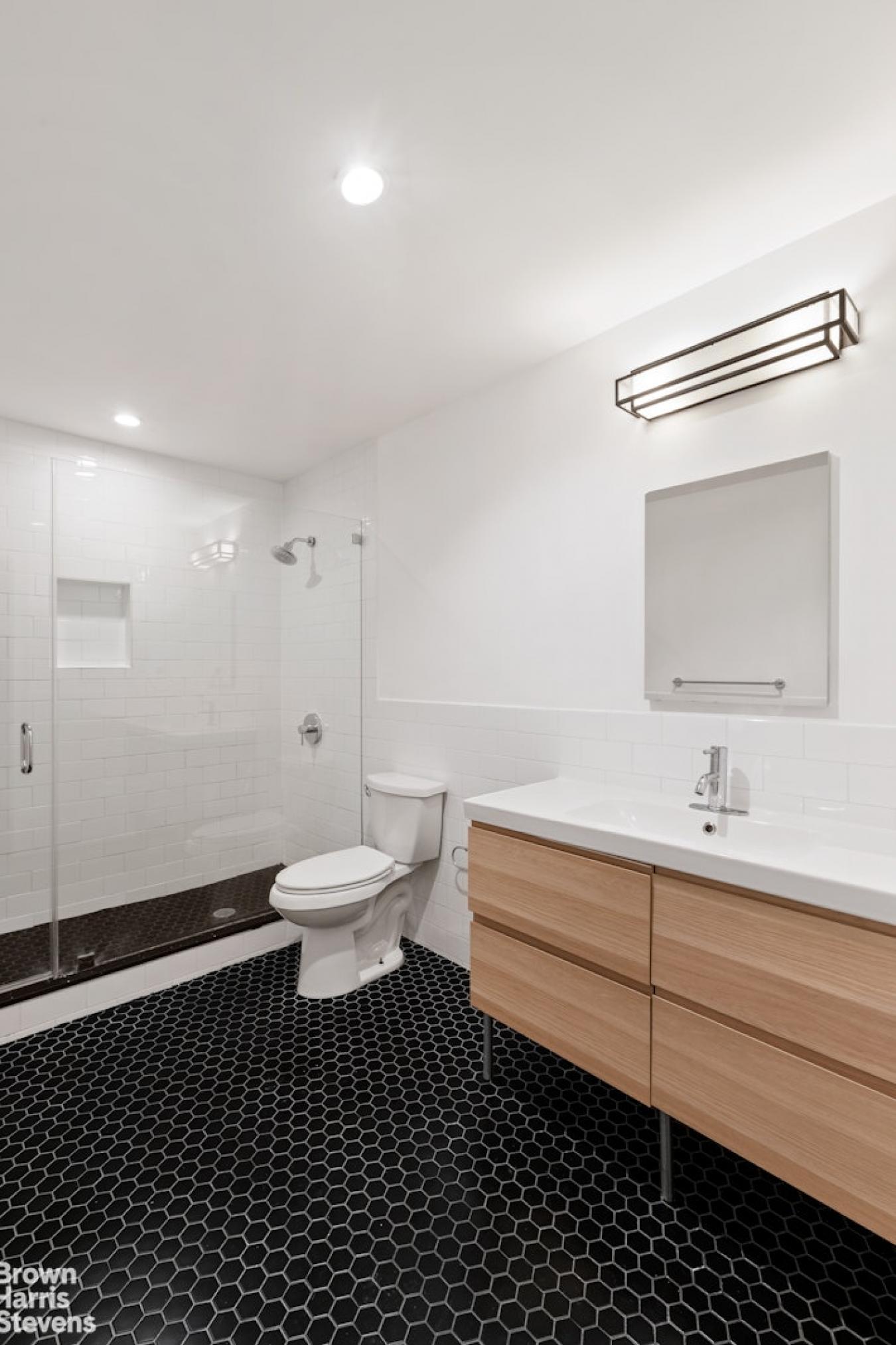Bushwick, New York, 11207, United States, 4 Bedrooms Bedrooms, ,5 BathroomsBathrooms,Residential,For Sale,1944222