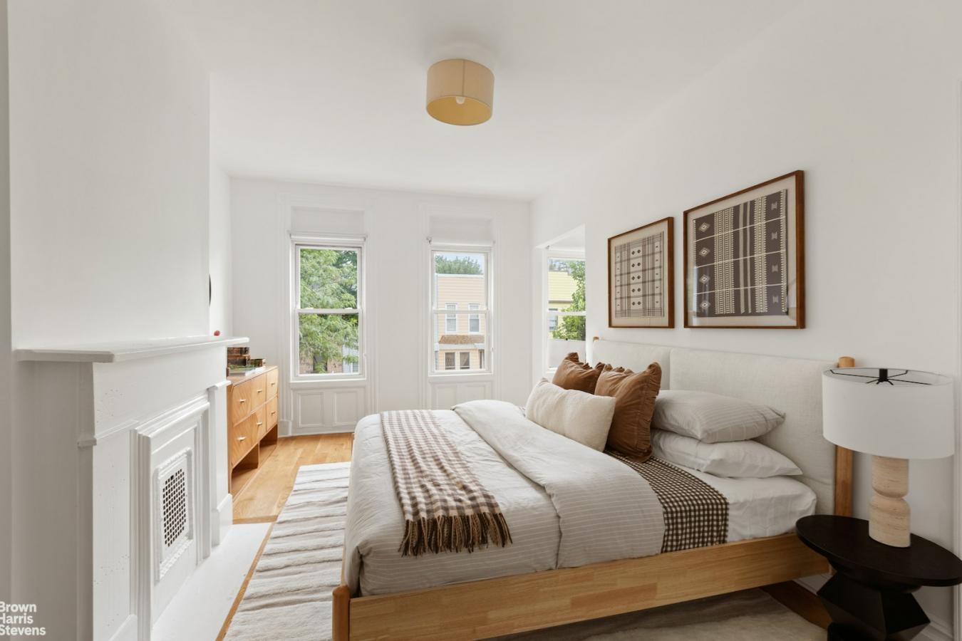 Bushwick, New York, 11207, United States, 4 Bedrooms Bedrooms, ,5 BathroomsBathrooms,Residential,For Sale,1944222