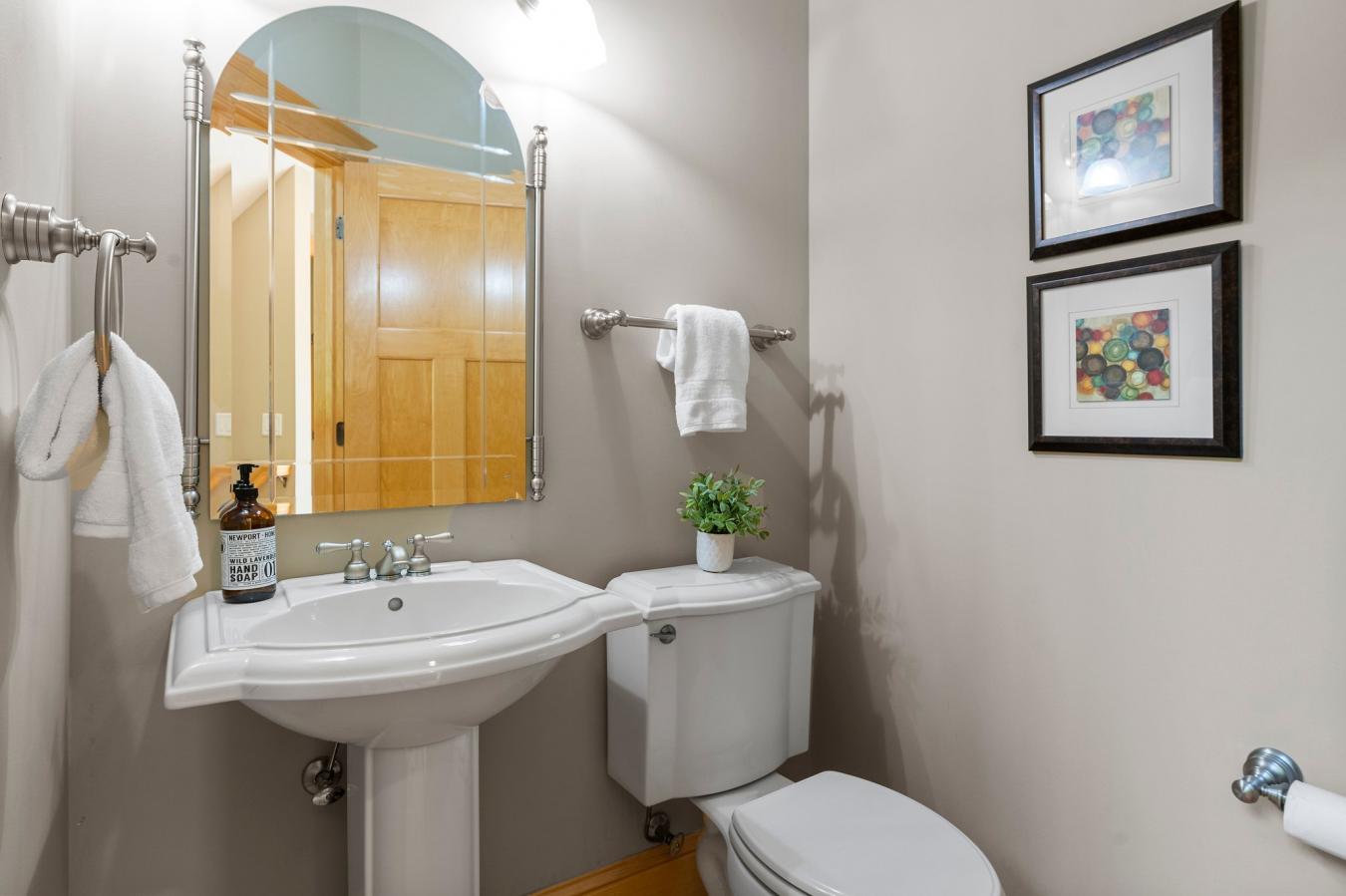 Minnetonka, Hennepin, 55305, United States, 4 Bedrooms Bedrooms, ,4 BathroomsBathrooms,Residential,For Sale,1880107