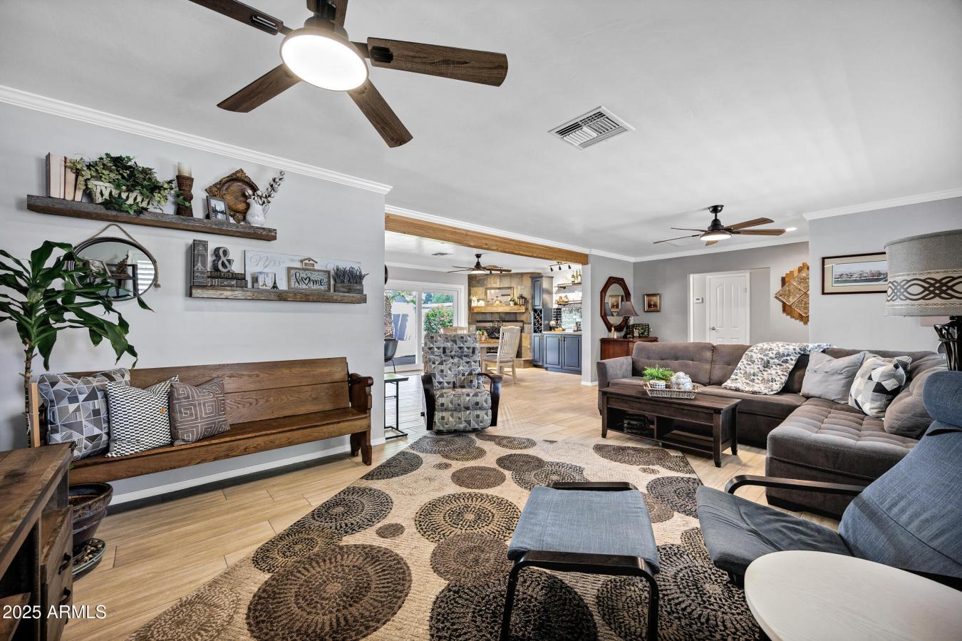 Phoenix, Arizona, 85021, United States, 4 Bedrooms Bedrooms, ,3 BathroomsBathrooms,Residential,For Sale,1880105