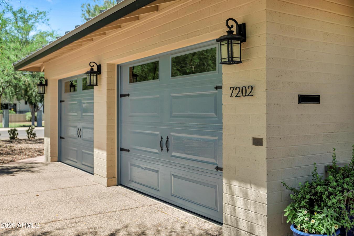 Phoenix, Arizona, 85021, United States, 4 Bedrooms Bedrooms, ,3 BathroomsBathrooms,Residential,For Sale,1880105