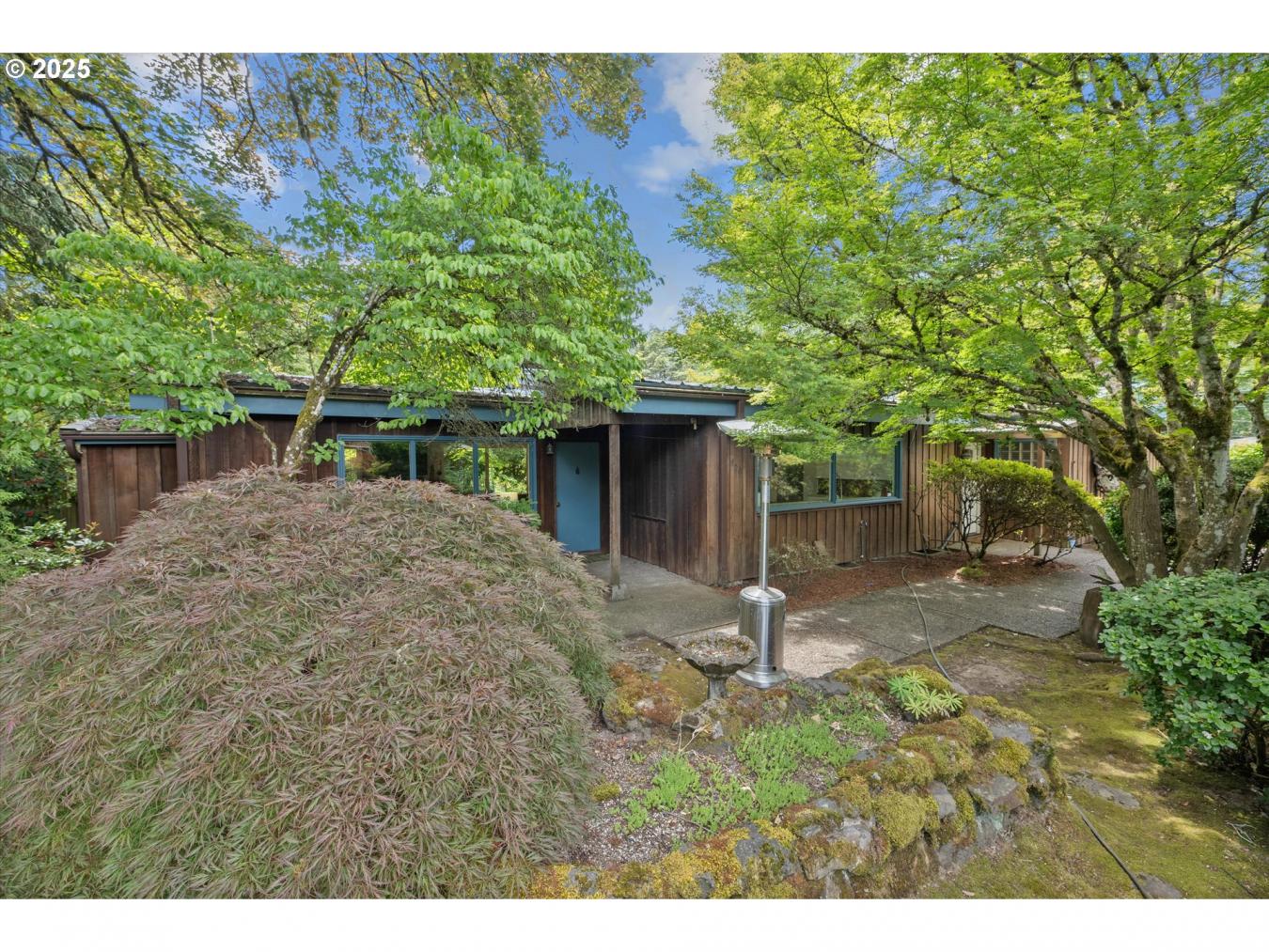 Portland, Oregon, 97210, United States, 3 Bedrooms Bedrooms, ,2 BathroomsBathrooms,Residential,For Sale,1880101