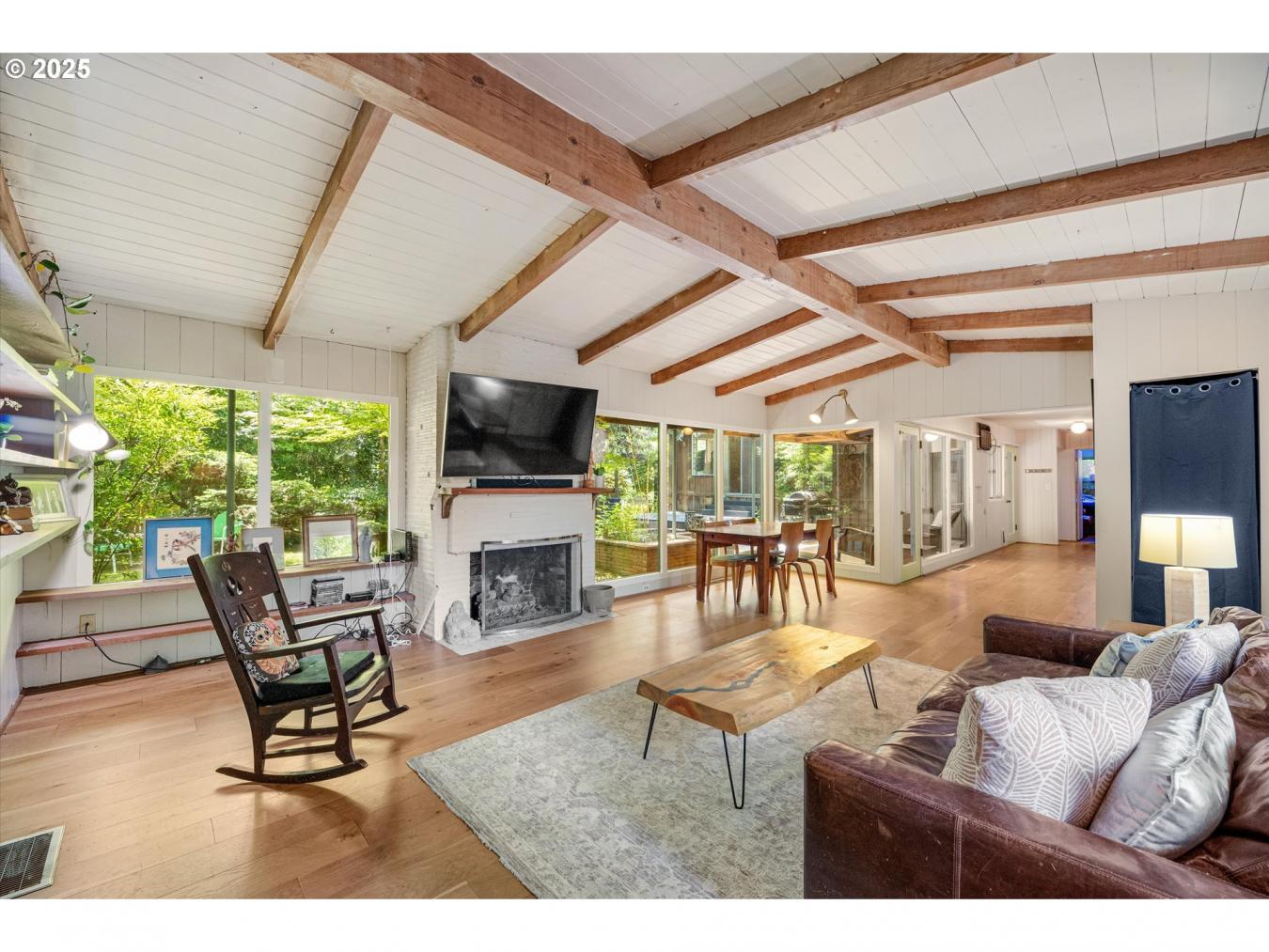 Portland, Oregon, 97210, United States, 3 Bedrooms Bedrooms, ,2 BathroomsBathrooms,Residential,For Sale,1880101