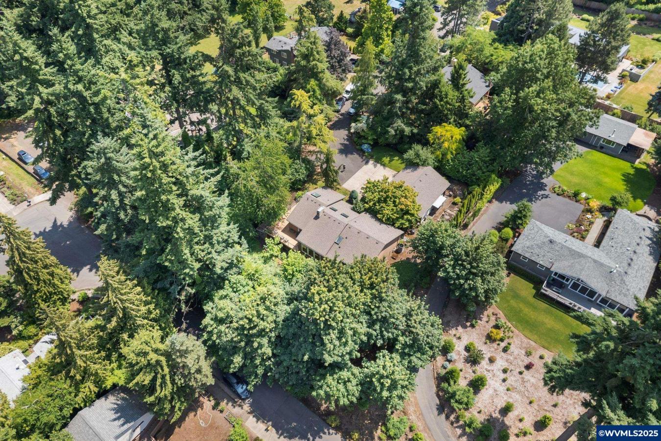 West Linn, Oregon, 97068, United States, 4 Bedrooms Bedrooms, ,3 BathroomsBathrooms,Residential,For Sale,1880093