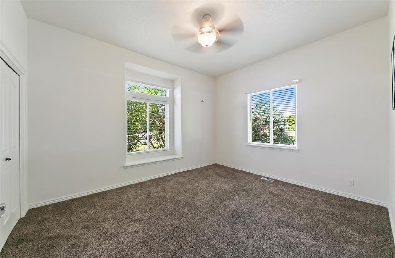 Nampa, Canyon, 83686, United States, 4 Bedrooms Bedrooms, ,2 BathroomsBathrooms,Residential,For Sale,1871680