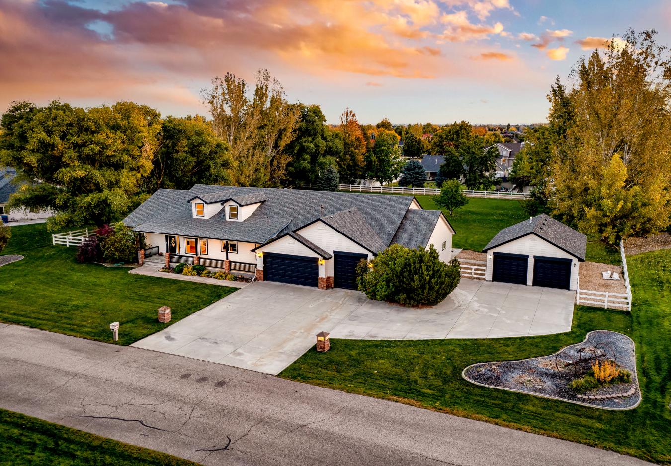 Nampa, Canyon, 83686, United States, 4 Bedrooms Bedrooms, ,2 BathroomsBathrooms,Residential,For Sale,1871680