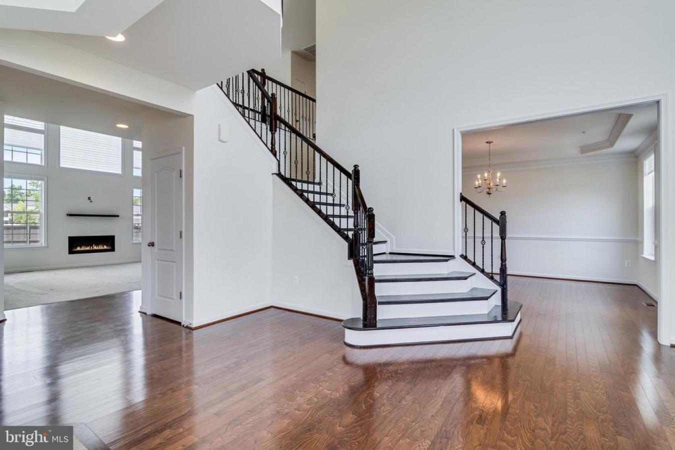 FORT WASHINGTON, Maryland, 20744, United States, 4 Bedrooms Bedrooms, ,3 BathroomsBathrooms,Residential,For Sale,1880090