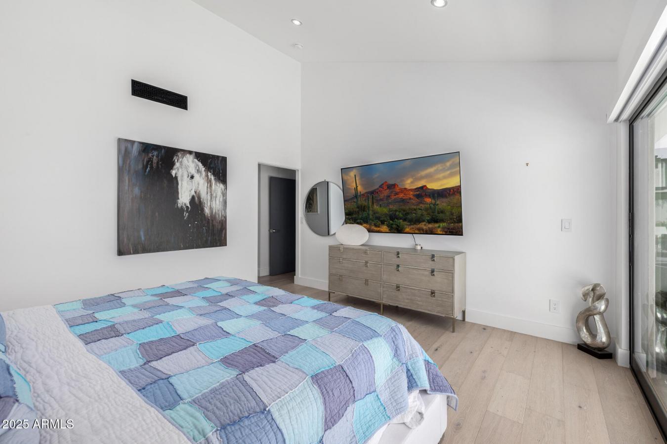 Phoenix, Arizona, 85016, United States, 4 Bedrooms Bedrooms, ,Residential,For Sale,1880267