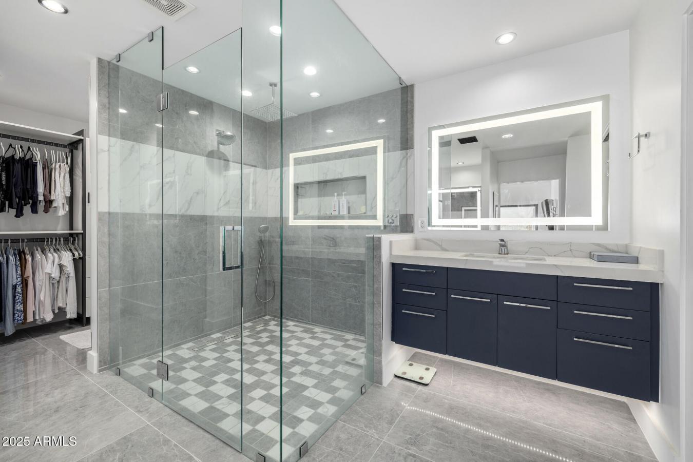 Phoenix, Arizona, 85016, United States, 4 Bedrooms Bedrooms, ,Residential,For Sale,1880267