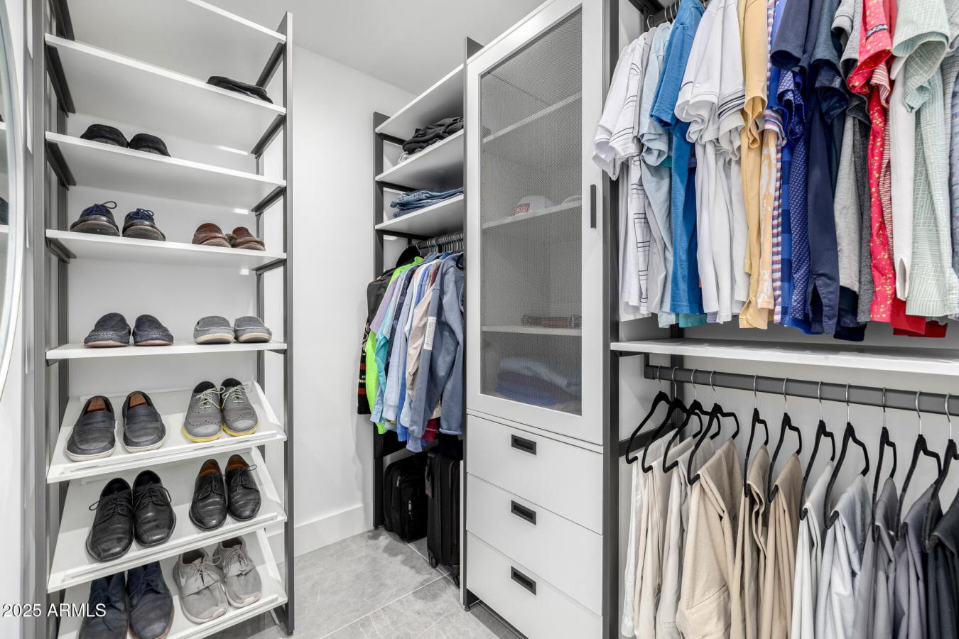 Phoenix, Arizona, 85016, United States, 4 Bedrooms Bedrooms, ,Residential,For Sale,1880267