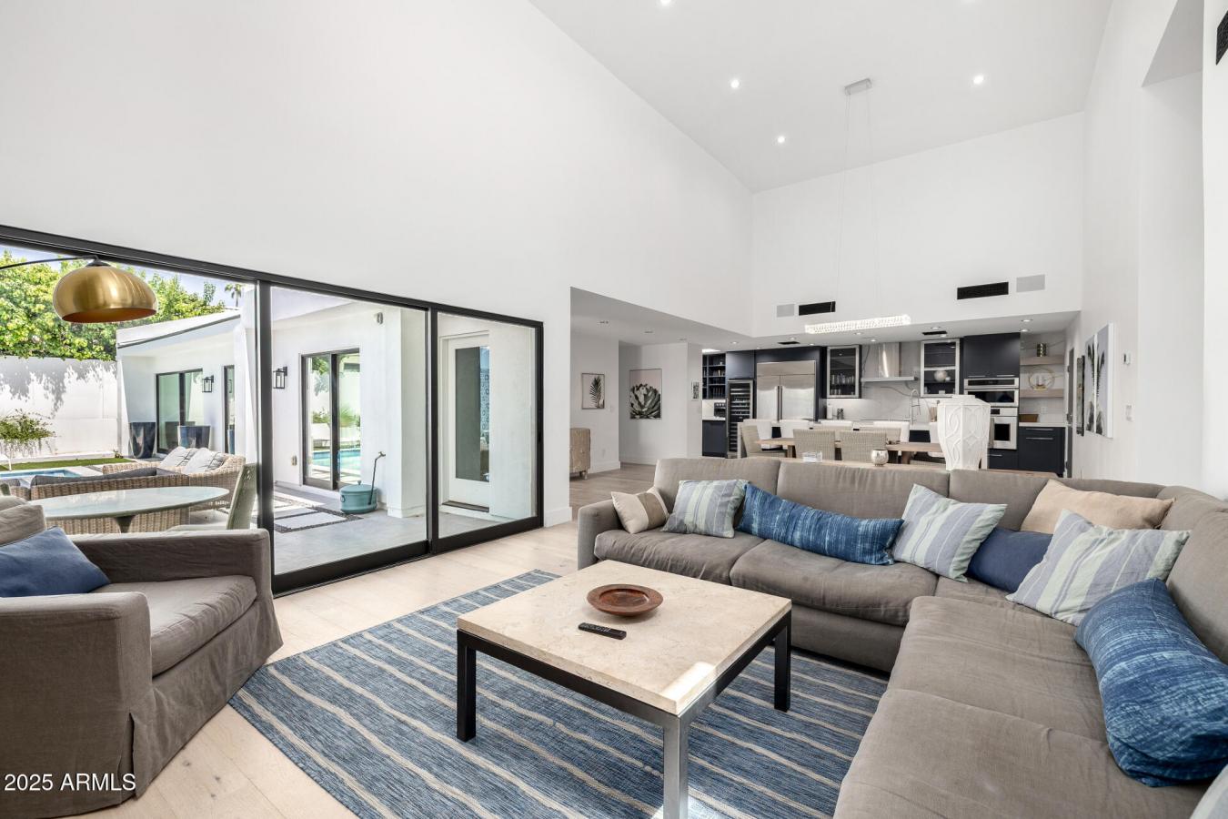 Phoenix, Arizona, 85016, United States, 4 Bedrooms Bedrooms, ,Residential,For Sale,1880267