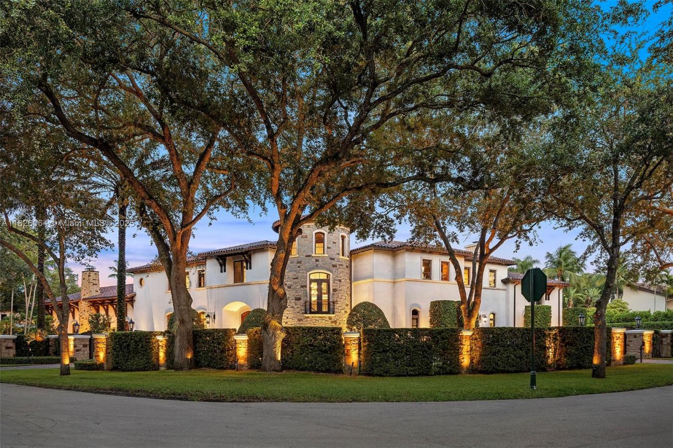 Pinecrest, Florida, 33156, United States, 7 Bedrooms Bedrooms, ,6 BathroomsBathrooms,Residential,For Sale,1876778