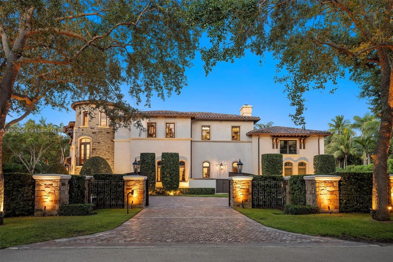 Pinecrest, Florida, 33156, United States, 7 Bedrooms Bedrooms, ,6 BathroomsBathrooms,Residential,For Sale,1876778