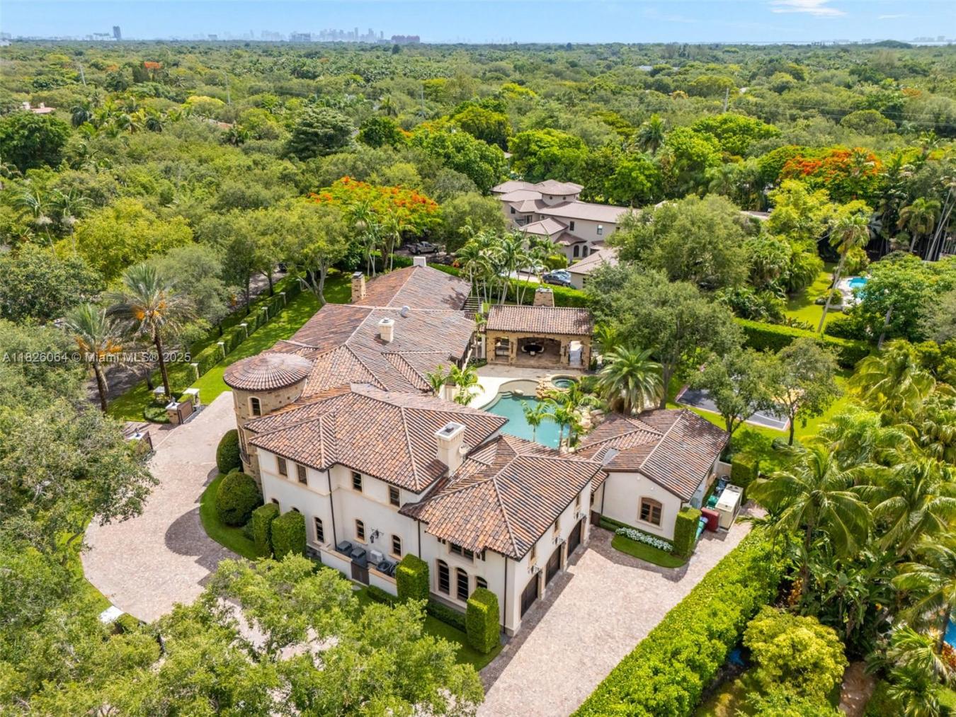 Pinecrest, Florida, 33156, United States, 7 Bedrooms Bedrooms, ,6 BathroomsBathrooms,Residential,For Sale,1876778