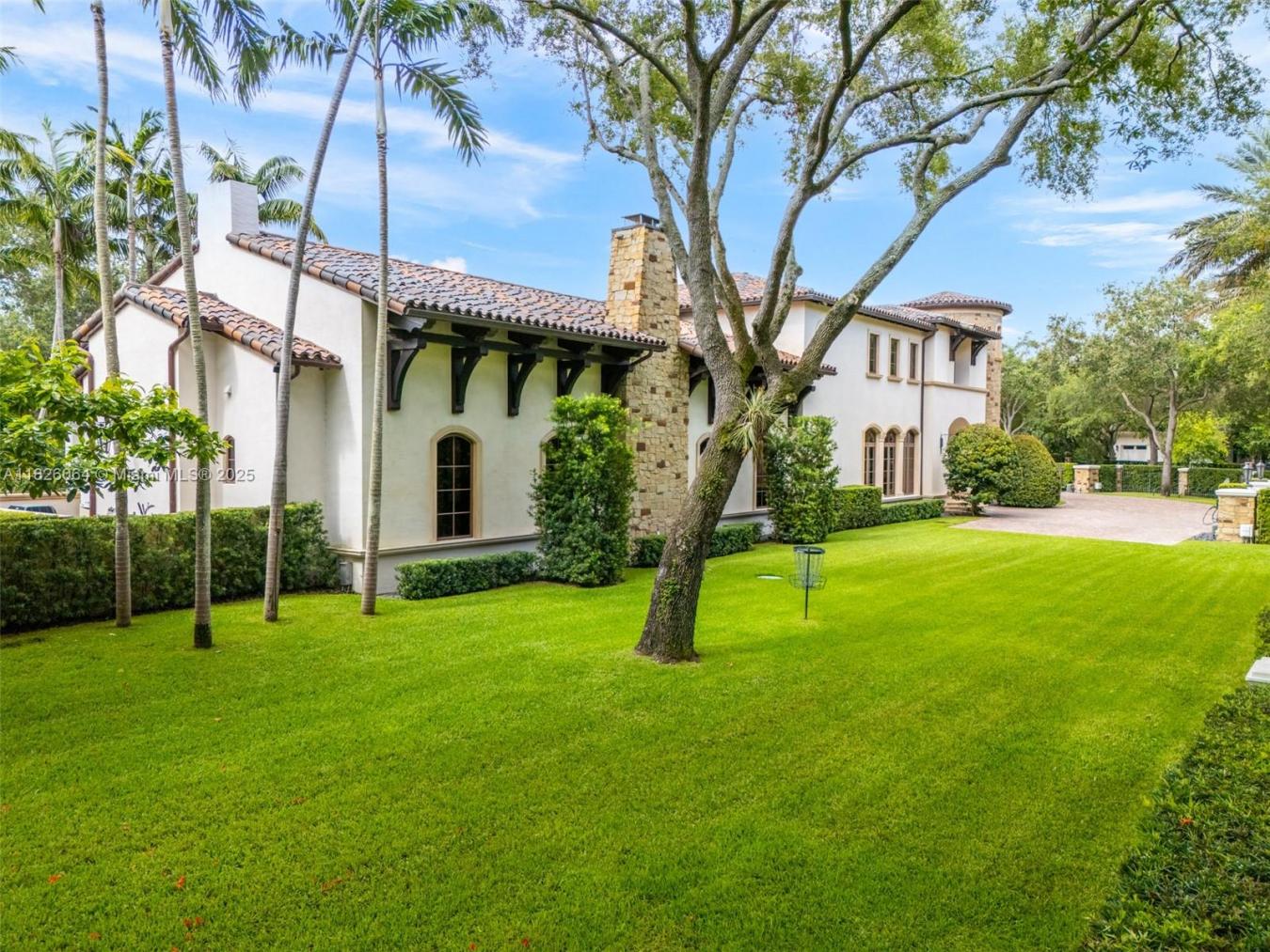 Pinecrest, Florida, 33156, United States, 7 Bedrooms Bedrooms, ,6 BathroomsBathrooms,Residential,For Sale,1876778