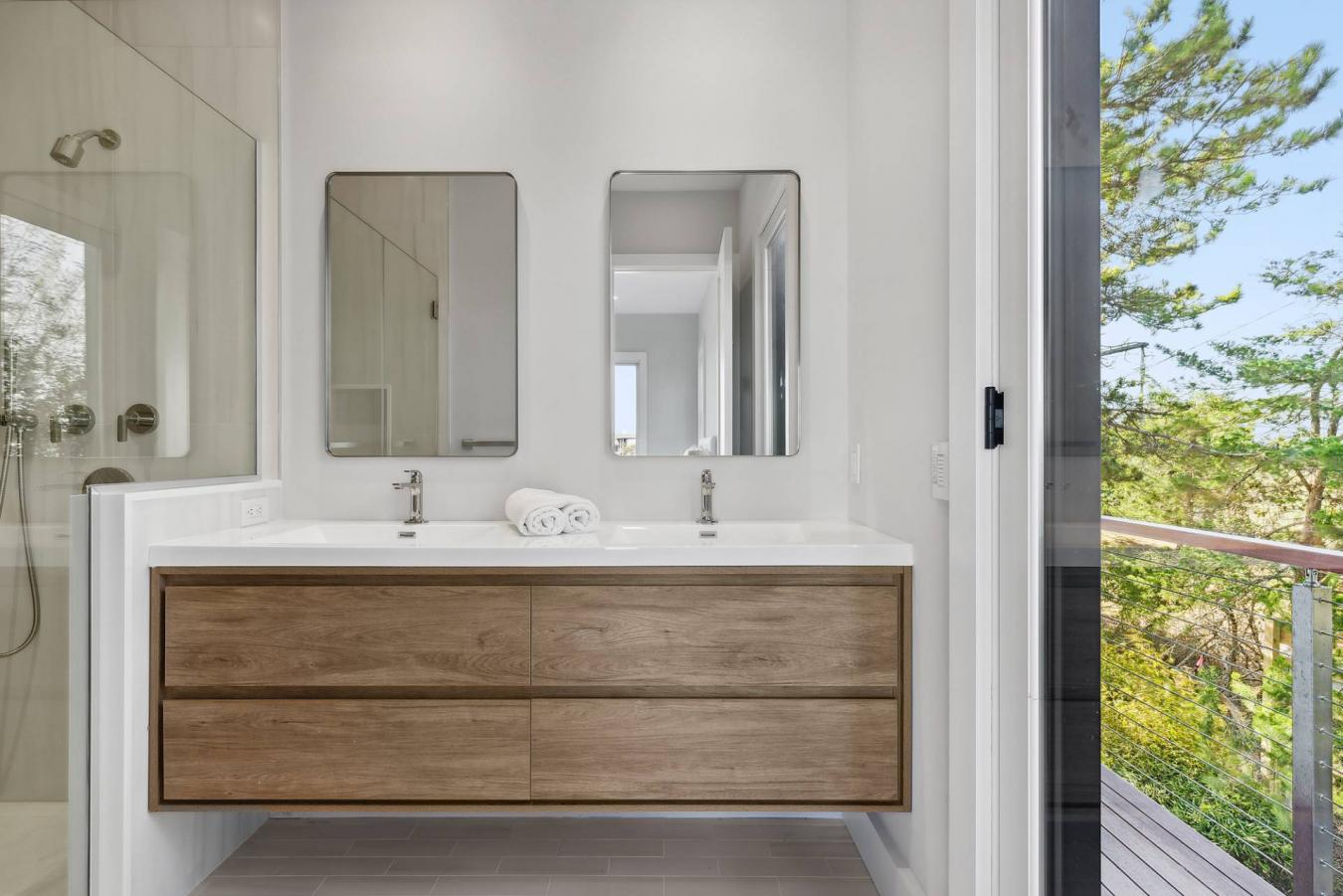 Westhampton Beach, New York, 11978, United States, 5 Bedrooms Bedrooms, ,5 BathroomsBathrooms,Residential,For Sale,1871874