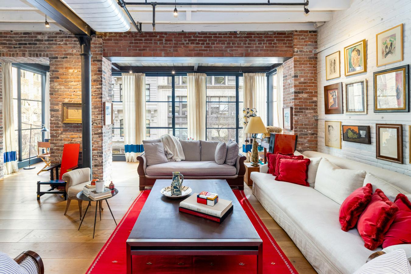 Flatiron, New York, 10010, United States, 3 Bedrooms Bedrooms, ,2 BathroomsBathrooms,Residential,For Sale,1871873