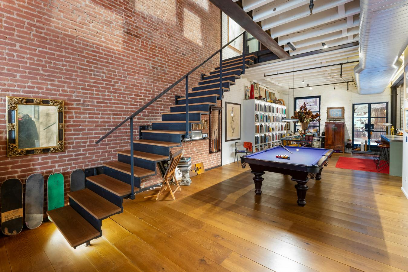 Flatiron, New York, 10010, United States, 3 Bedrooms Bedrooms, ,2 BathroomsBathrooms,Residential,For Sale,1871873