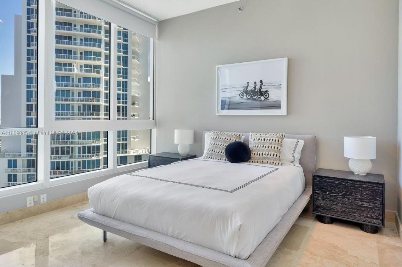 Miami Beach, Florida, 33139, United States, 2 Bedrooms Bedrooms, ,2 BathroomsBathrooms,Residential,For Sale,1876777