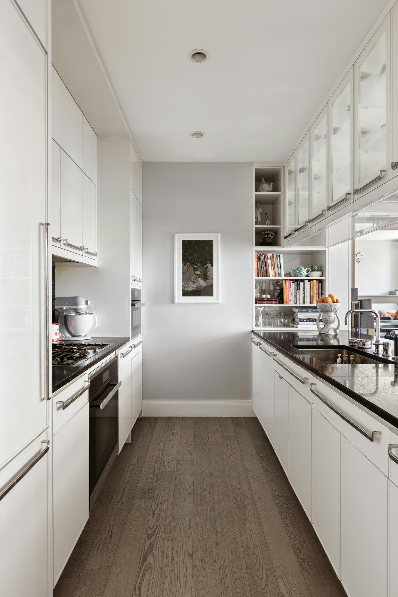 New York, New York, 10128, United States, 3 Bedrooms Bedrooms, ,3 BathroomsBathrooms,Residential,For Sale,1952738