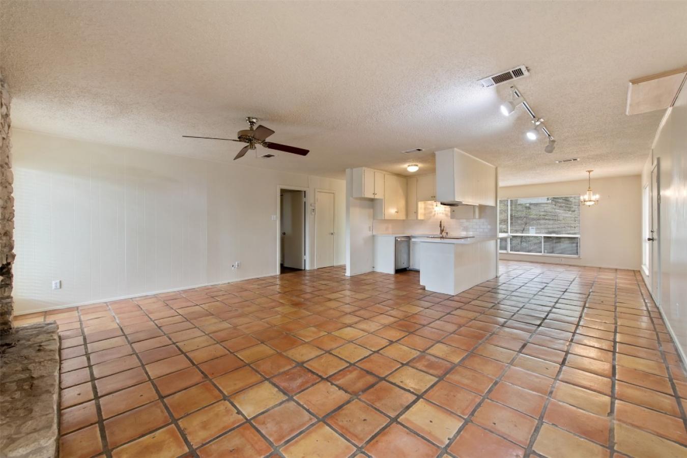 Austin, Texas, 78746, United States, 3 Bedrooms Bedrooms, ,2 BathroomsBathrooms,Residential,For Sale,1880270