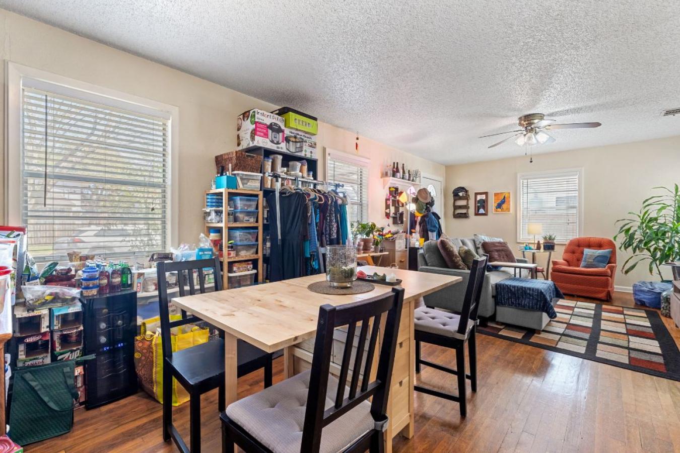 Austin, Texas, 78757, United States, ,Residential,For Sale,1880261