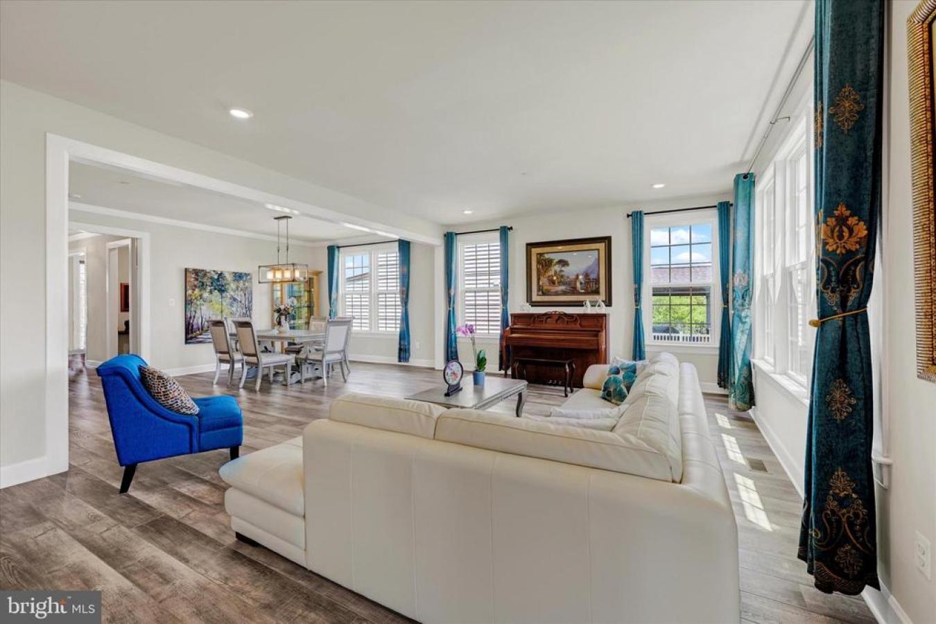 NEW MARKET, Maryland, 21774, United States, 4 Bedrooms Bedrooms, ,4 BathroomsBathrooms,Residential,For Sale,1880258