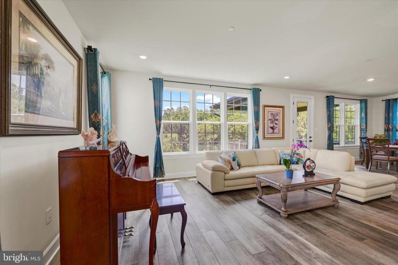 NEW MARKET, Maryland, 21774, United States, 4 Bedrooms Bedrooms, ,4 BathroomsBathrooms,Residential,For Sale,1880258