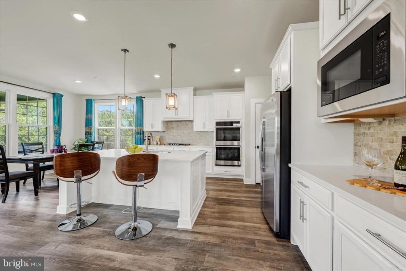 NEW MARKET, Maryland, 21774, United States, 4 Bedrooms Bedrooms, ,4 BathroomsBathrooms,Residential,For Sale,1880258